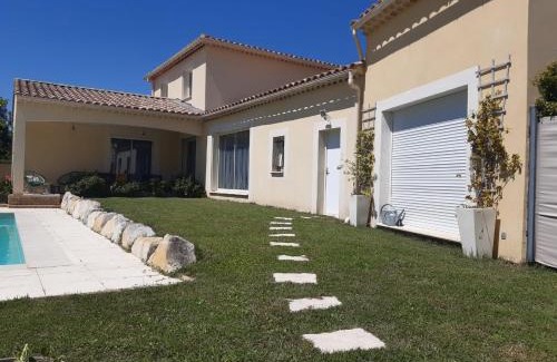 Caromb Villa | Olympe de Provence