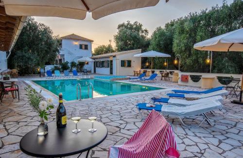 Makratika Apartment | Olympia Paxos Villas & Apartments