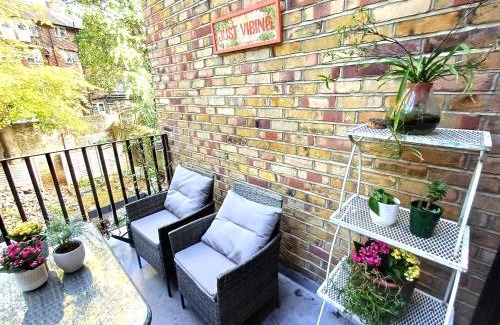 Avonmore and Brook Green Apartment | Olympia Terrace