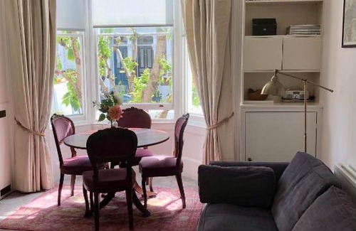 Addison Apartment | Olympia W14 Two-Bedroom Apartment