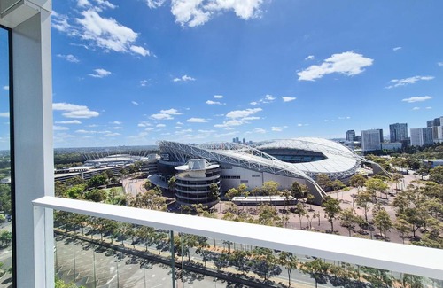 Lidcombe Apartment | Olympic Park Escape 2BR w Gym, Pool & Free Parking