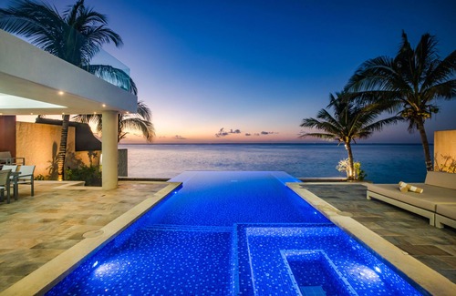 San Miguel House | Olympus Home - Luxury Oceanfront House w/Private Pier + Pool