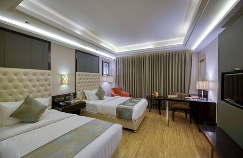 Raebareli Hotel | Om Clarks Inn Raebareli
