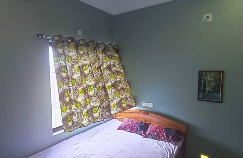 Deoghar House | Om Guest House