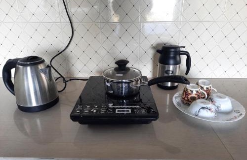 Shimla Bed & Breakfast | Om Niwas Homestay