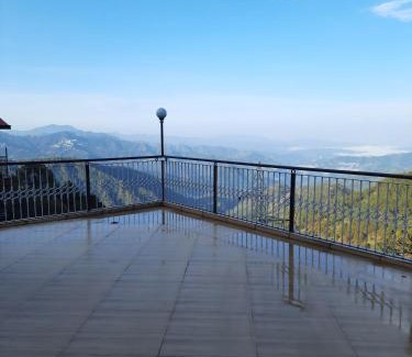 Shimla Bed & Breakfast | Om Niwas Homestay