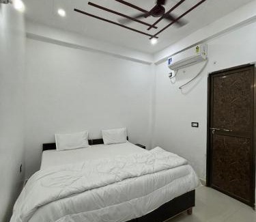 Faizabad House | Om palace Ayodhya