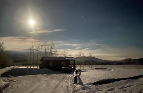 Whitehorse House | Oma's and Opa's Northern Lights Viewing Cabin