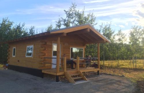Whitehorse House | Oma's and Opa's Northern Lights Viewing Cabin