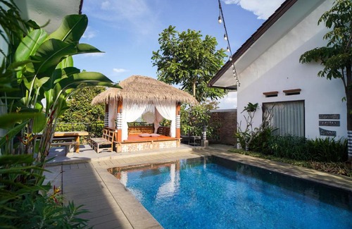 Parongpong House | Omah Angkul Angkul Villa