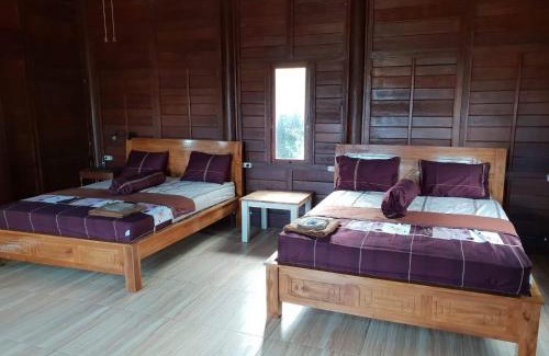 Jepara House | Omah Laut Bondo Jepara - by the beach, direct view of the sea, great base for water sports