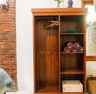 Sewon House | Omah Ralin Family Homestay with Spacious Joglo House