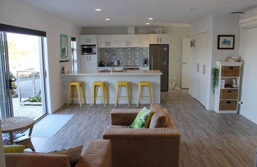 Omaha House | Omaha Magic - Your family getaway.