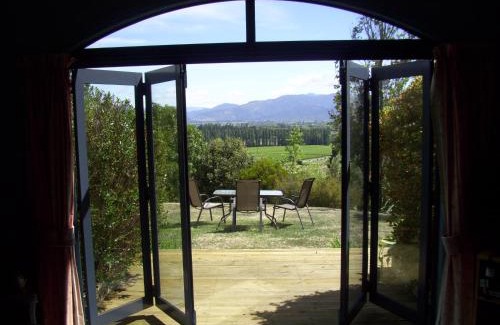 Hawkesbury Bed & Breakfast | Omaka Heights Countrystay