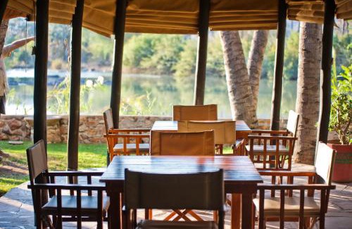 Epupa Cabin | Omarunga Epupa-Falls Camp