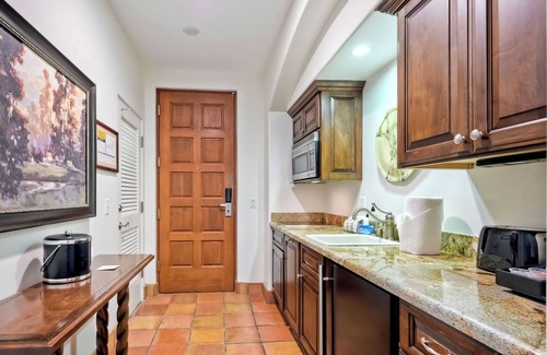 Carlsbad Condo | Omni La Costa Resort & Spa Villa | Heated Pool Access, Hot Tubs, Fire Place | Free Parking