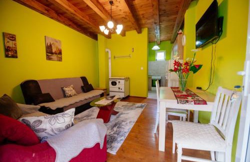 Karuc Apartment | Omni S Apartments