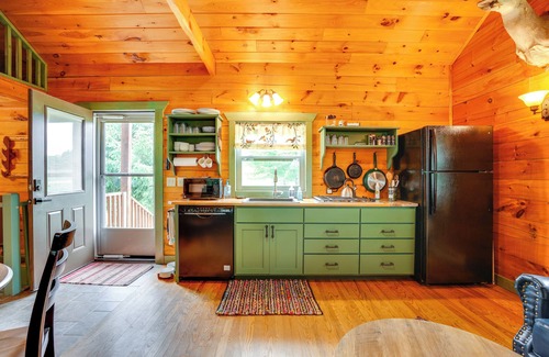 Pierce County Apartment | On 30 Acres w/Trails & Garden: Stockholm Retreat!