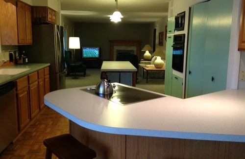 Mecosta House | On Beautiful School Section Lake - Clearview Lakehouse