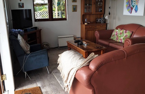 Rotoma House | On Golden Mile,Lake Rotoma