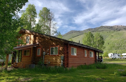 Island Park Cabin | On Henry's Lake in Island Park Idaho only 15 minutes from Yellowstone