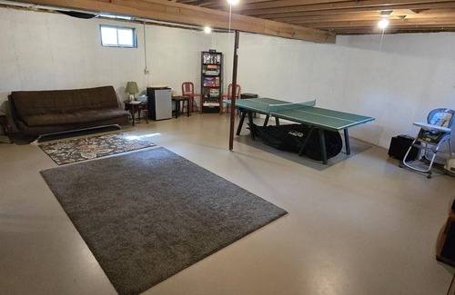 Rome House | On Lake Arrowhead near beaches, golf and Sand Valley