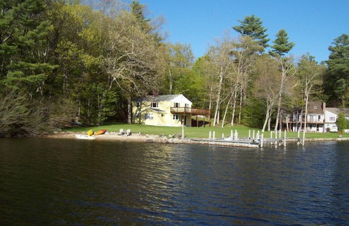 Wolfeboro House | On Lake Winnipesaukee!,Year round house, private beach and great yard
