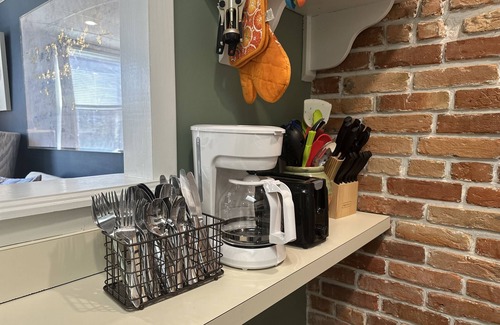 Berlin Apartment | On Main Street - Apartment C - Berlin, MD