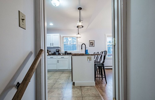 Bethel House | On Mountain Time - renovated ski house, hot tub, 15 minutes to Sunday River