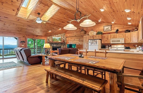 Hemphill Heights Cabin | On Mountain Time - Secluded 2 BR, 2BA Log Cabin, Hot Tub, Firepit