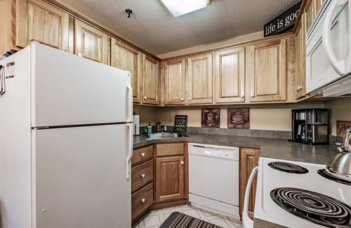 Sunday River Area Condo | On Mountain two bedroom unit sleeping 8