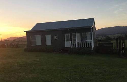 Gerroa House | On Par - country retreat overlooking golf course
