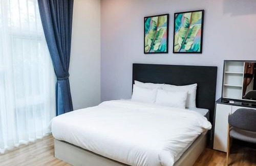 Clark Freeport Villa | On Pool Villa