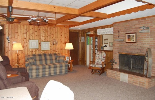 Mecosta House | On Scenic School Section Lake - Bay’s Landing Lakehouse