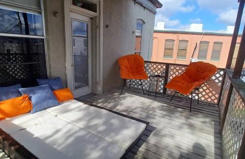 Sebring Apartment | On Sebring CirclePrivate studio apartmentw/balcony