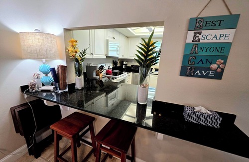 Siesta Key Condo | On Siesta Key beach , condo w/heated pool, w/beautiful 4th floor view
