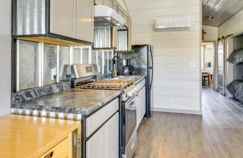 Philippi House | On-Site Fishing and Hiking Philippi Ranch House