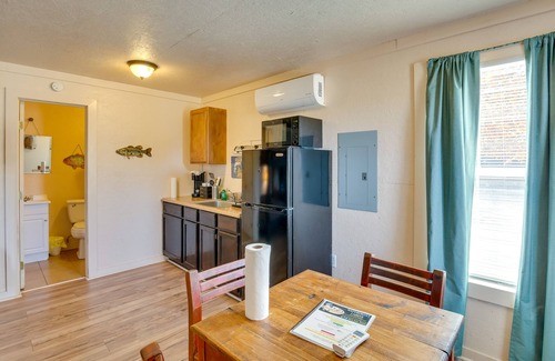 Cayuga Apartment | On-Site Fishing Pier: Pet-Friendly Kerens Cabin!