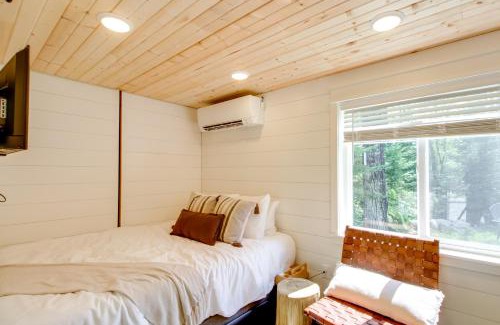 Northeast Itasca Apartment | On-Site Ice Fishing Nashwauk Vacation Rental!