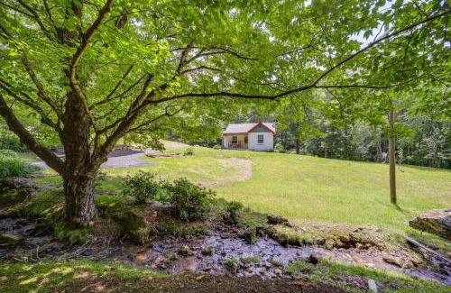 Bakersville House | On-Site Stream Serene Cottage in Bakersville!