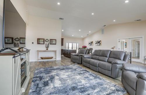 Victor House | On-Site Winery Rural Plymouth Getaway!