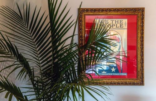 Norma Triangle House | On Sunset Blvd - 5 star retreat