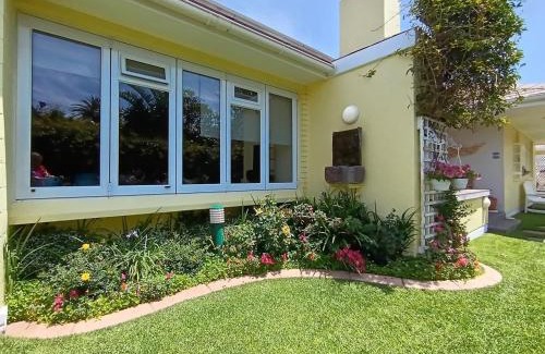 Summerstrand Bed & Breakfast | On the Bay