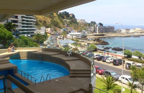 Renaca Apartment | On the Beach! Gorgeous Ocean Views
