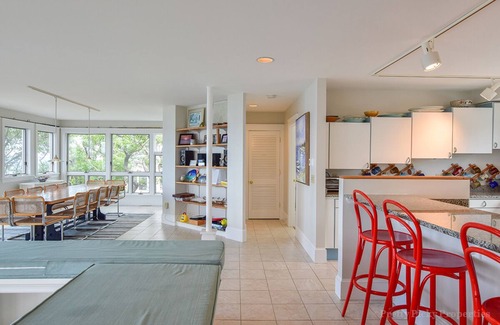 Brewster House | On the Beach in Brewster, Sensational Sunsets: 050-BR