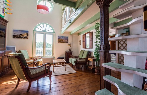Pontaillac Apartment | On the beach of Pontaillac charming duplex 62 m², swimming pool access.