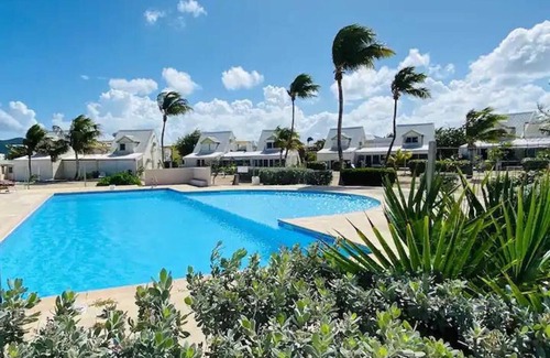 Nettle Bay Condo | On the beach ! Villa ELBA A French Touch unit, pools, tennis, sea view