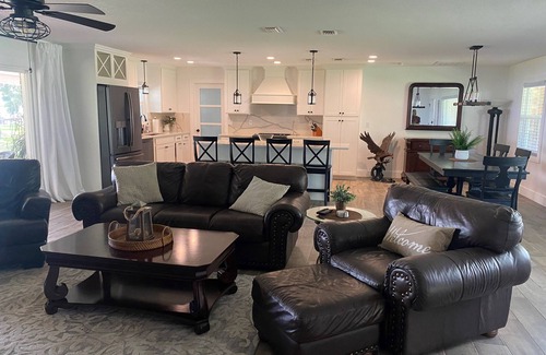 Winter Haven House | On The Chain Connected By Chain Of Lakes
