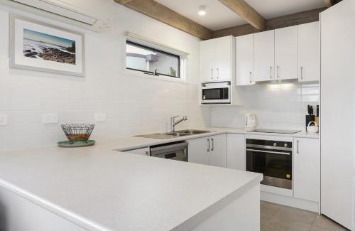 Lorne House | On The Deck