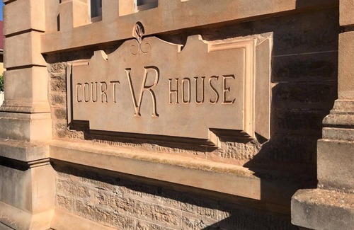 Gawler Apartment | On the doorstep of the Barossa Valley.